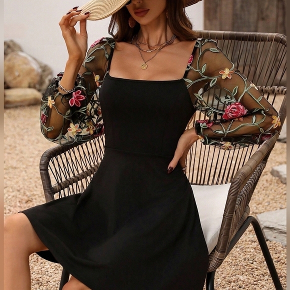 Black A-Line Holiday Casual Dress With Flower Sleeve - Picture 5 of 5